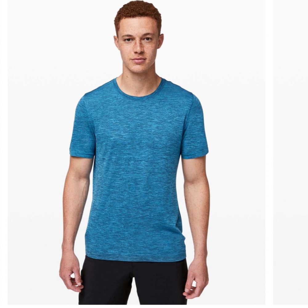 Lululemon Metal Vent Breathe Short Sleeve True Navy / Neo Blue Size L